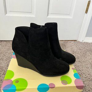 Black SODA Suede Wedges with Small Cutout on Side
